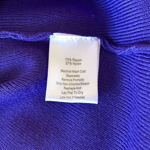 Purple tank top| asymmetrical one long sleeve - Picture 7 of 16